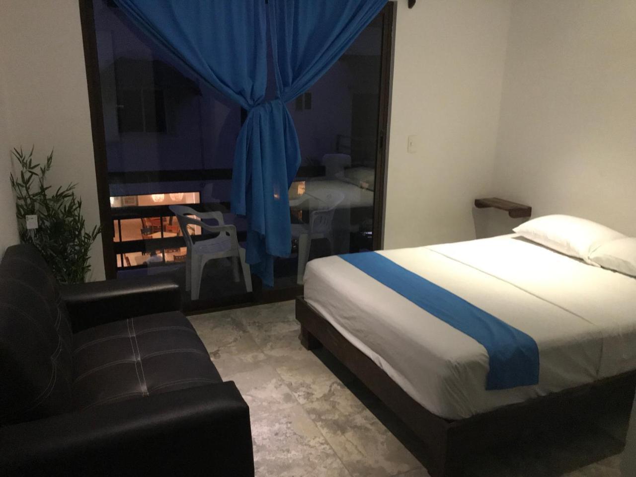 Hotel Blue Reef frente al mar Mahahual Esterno foto