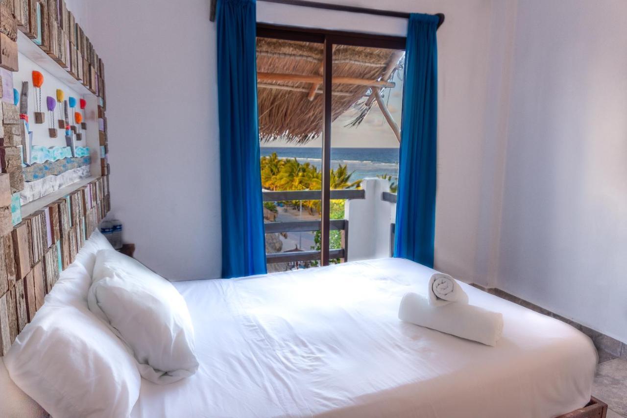 Hotel Blue Reef frente al mar Mahahual Esterno foto